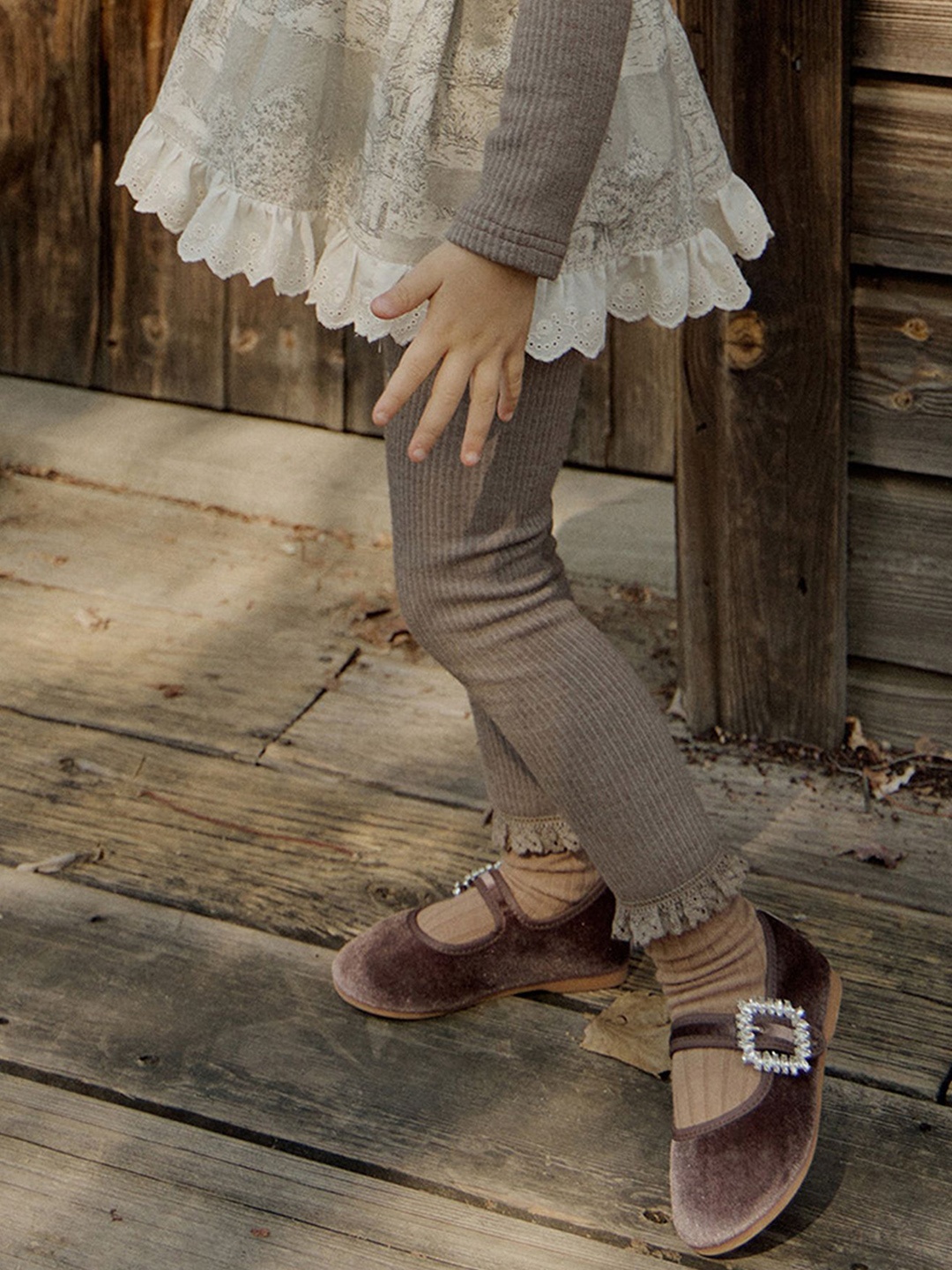 

LULU & SKY Mid-Rise Ankle-Length Leggings, Brown