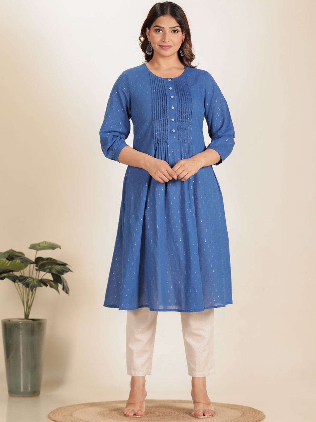 

Aramya Women Regular Beads and Stones Pure Cotton Kurta with Trousers, Blue