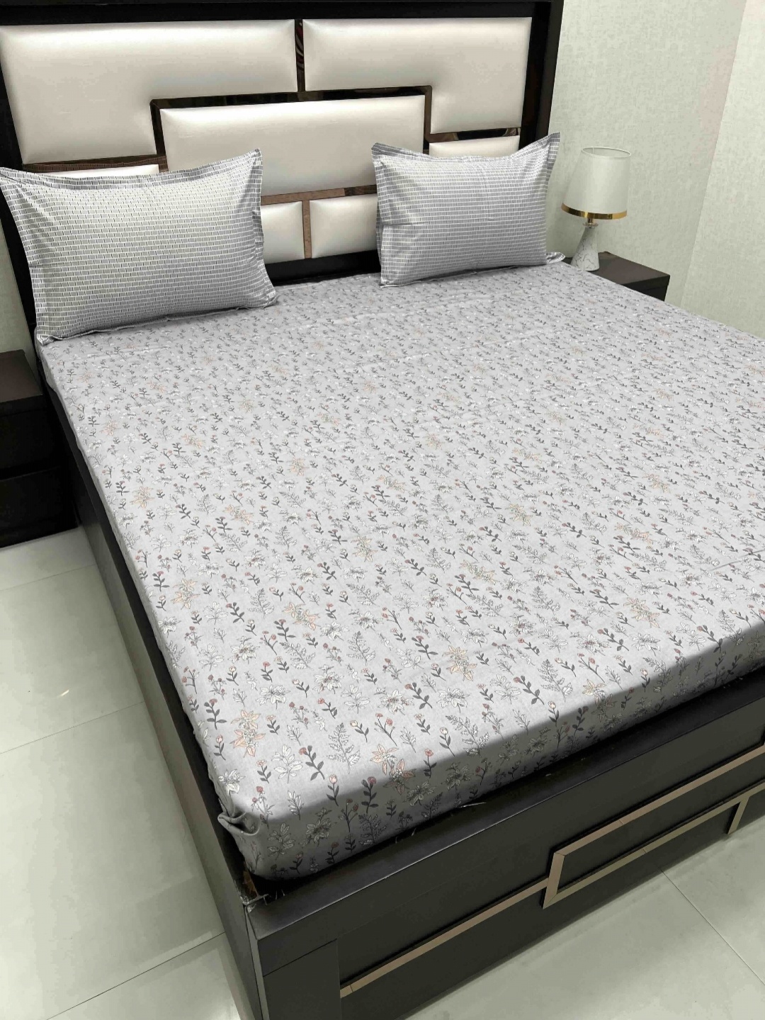 

Pure Decor Cotton King Size Double Bed Bedsheet With 2 Pillow Covers 2.74m X 2.74m, Grey