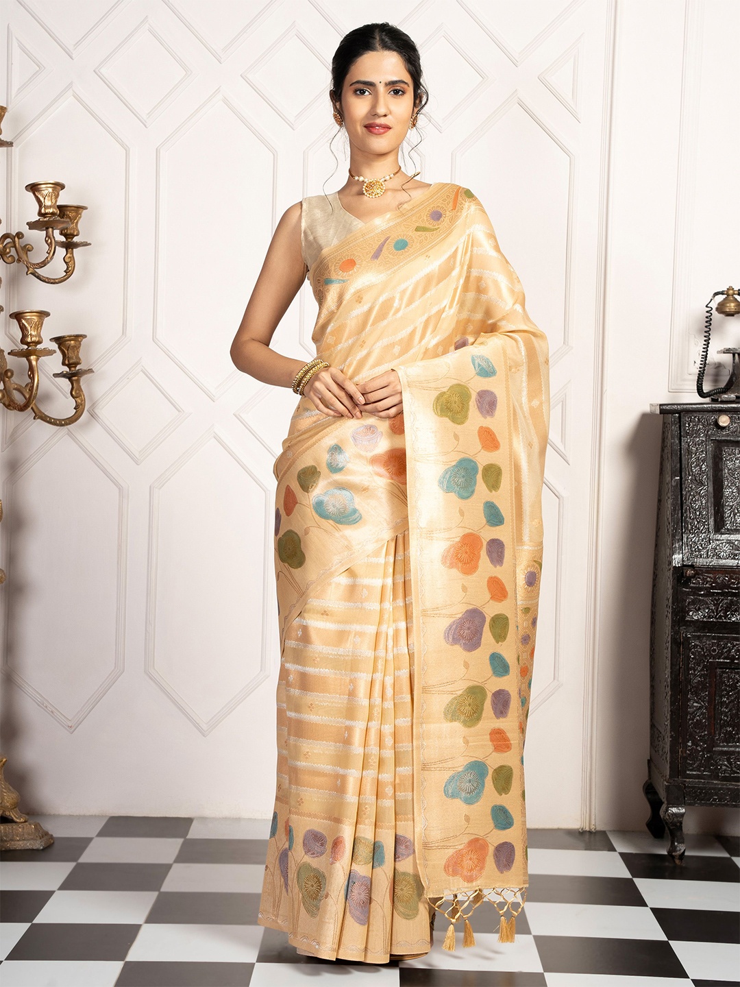 

MIMOSA Woven Design Zari Banarasi Saree, Yellow