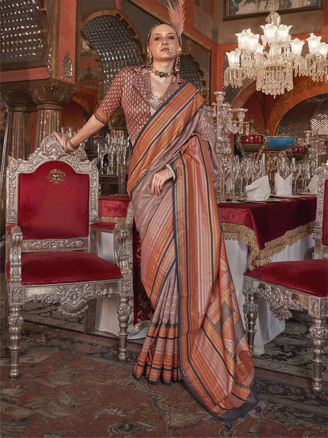 

elora Striped Pure Silk Kanjeevaram Saree, Brown