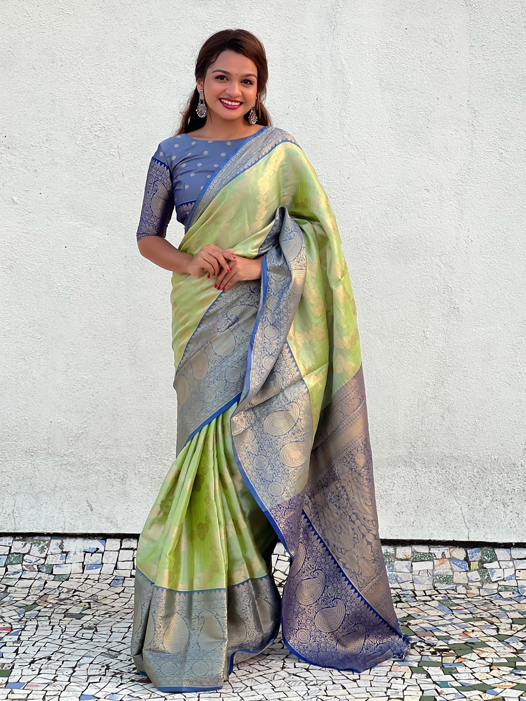 

LeeliPeeri Designer Floral Zari Silk Blend Designer Paithani Saree, Green