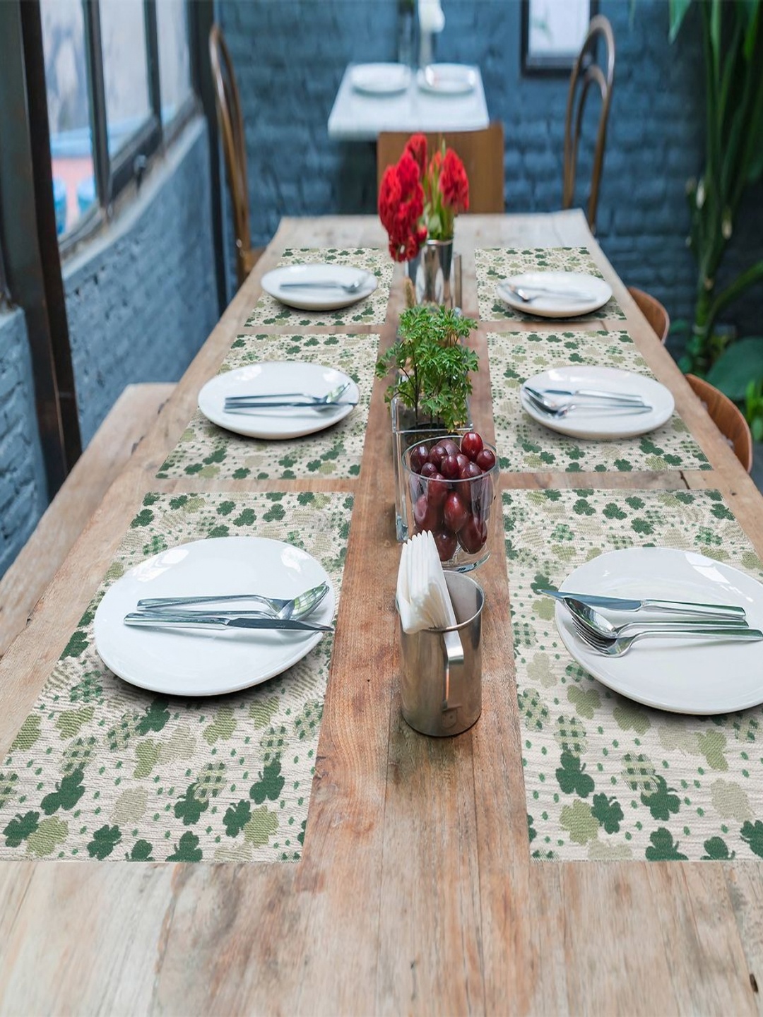 

PRAKARTIK Set of 6 Beige & Green Printed Christmas Cotton Dining Table Placemats