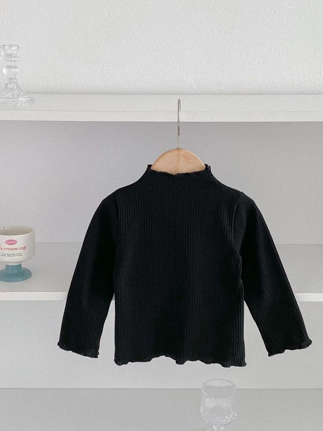 

LULU & SKY Styled Back Top, Black