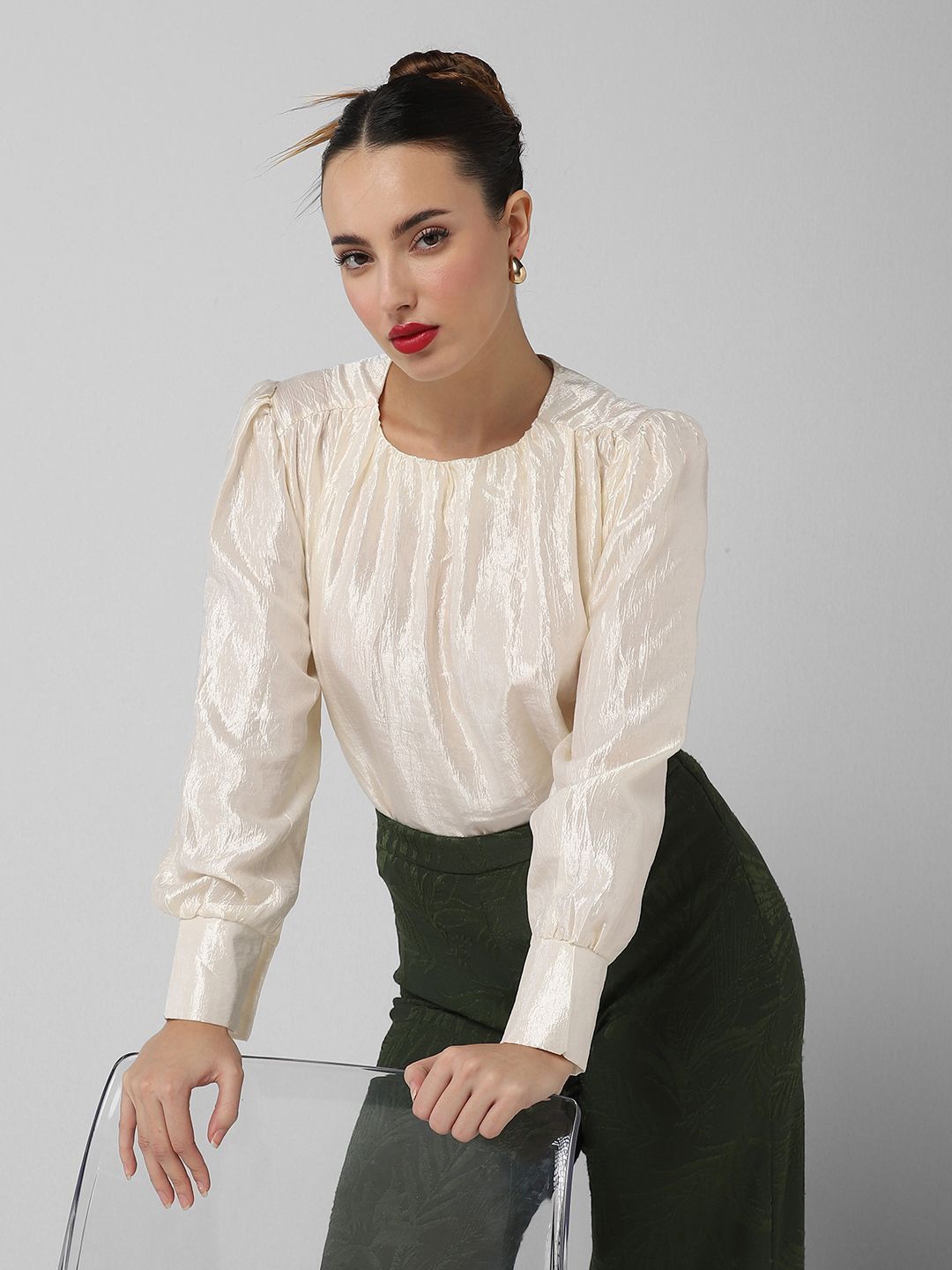 

SHOWOFF Women Cuffed Sleeve Top, Cream