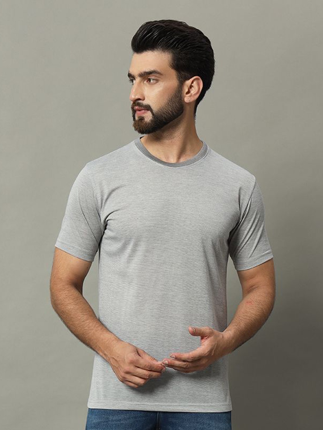 

GET GOLF Men Solid Round Neck Cotton T-shirt, Grey