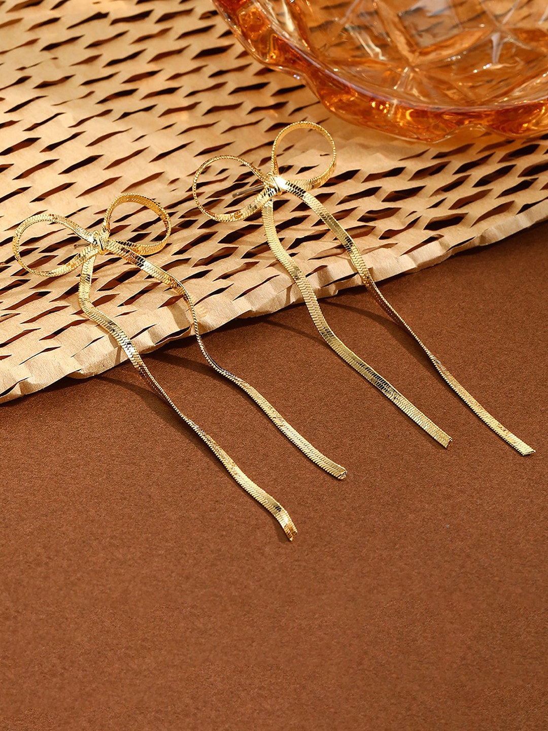 

StyleCast x Revolte Classic Studs Earrings, Gold