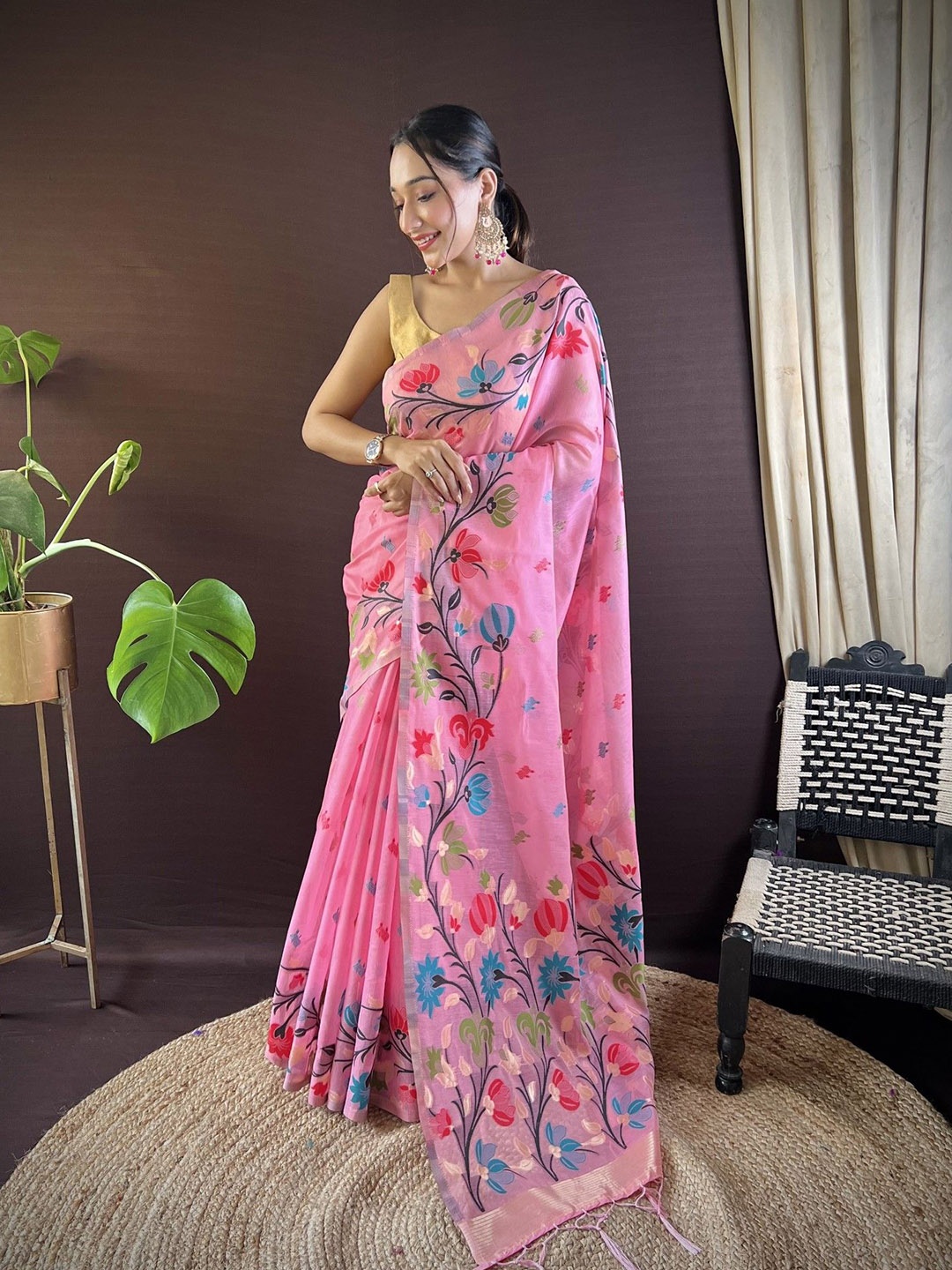 

LeeliPeeri Designer Floral Saree, Pink