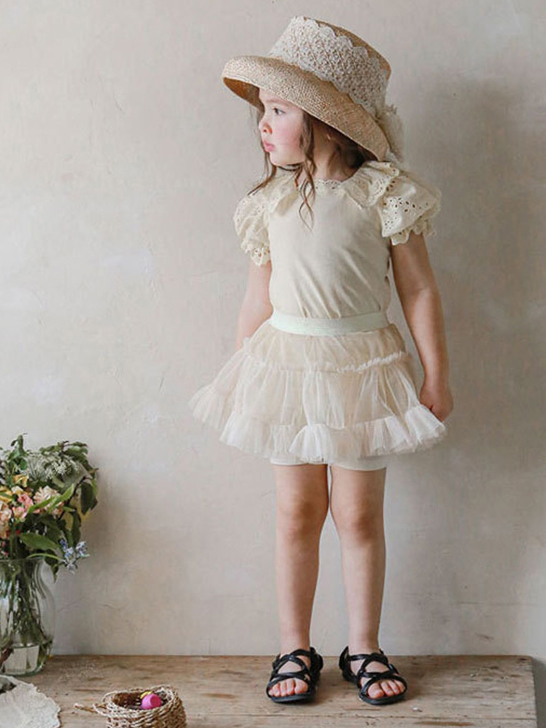 

LULU & SKY Girls Floral Printed Shorts, Beige