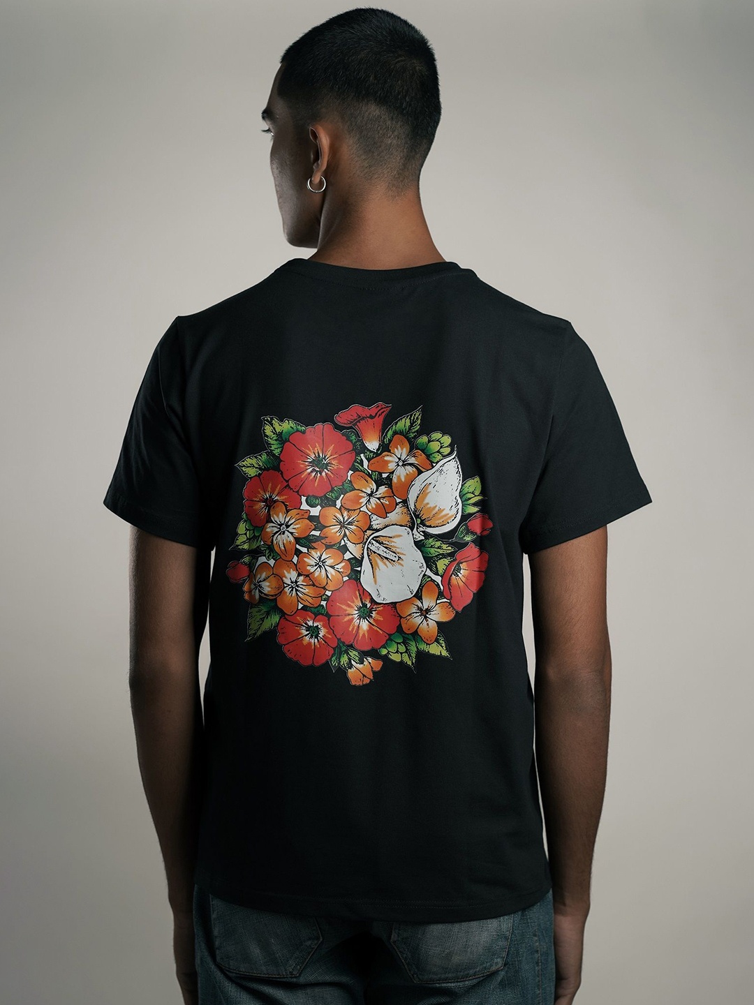 

EKSDEE Men Floral Pockets T-shirt, Black