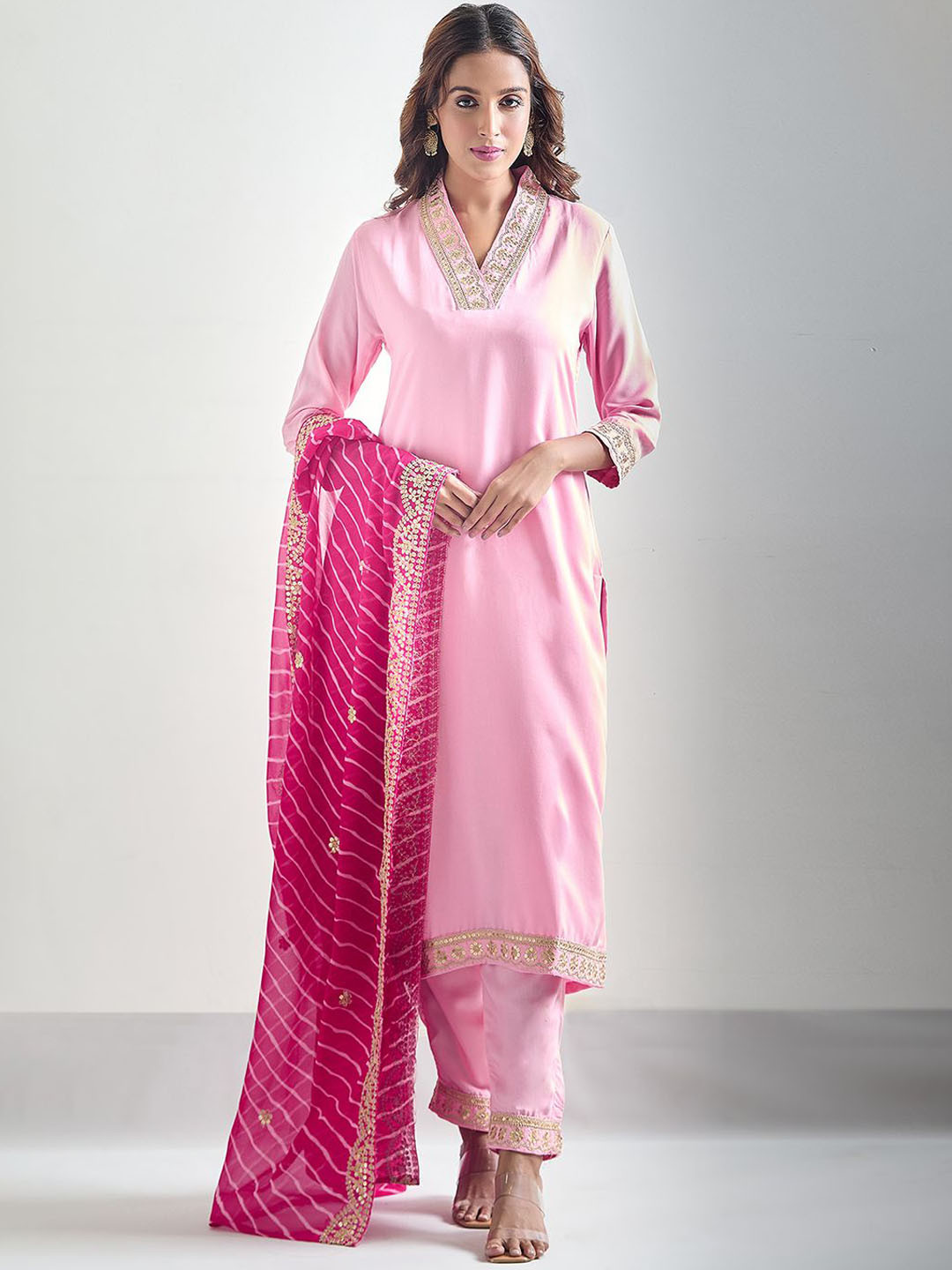 

Samyukta Singhania Women Floral Embroidered Regular Thread Work Kurta with Trousers & With Dupatta, Pink