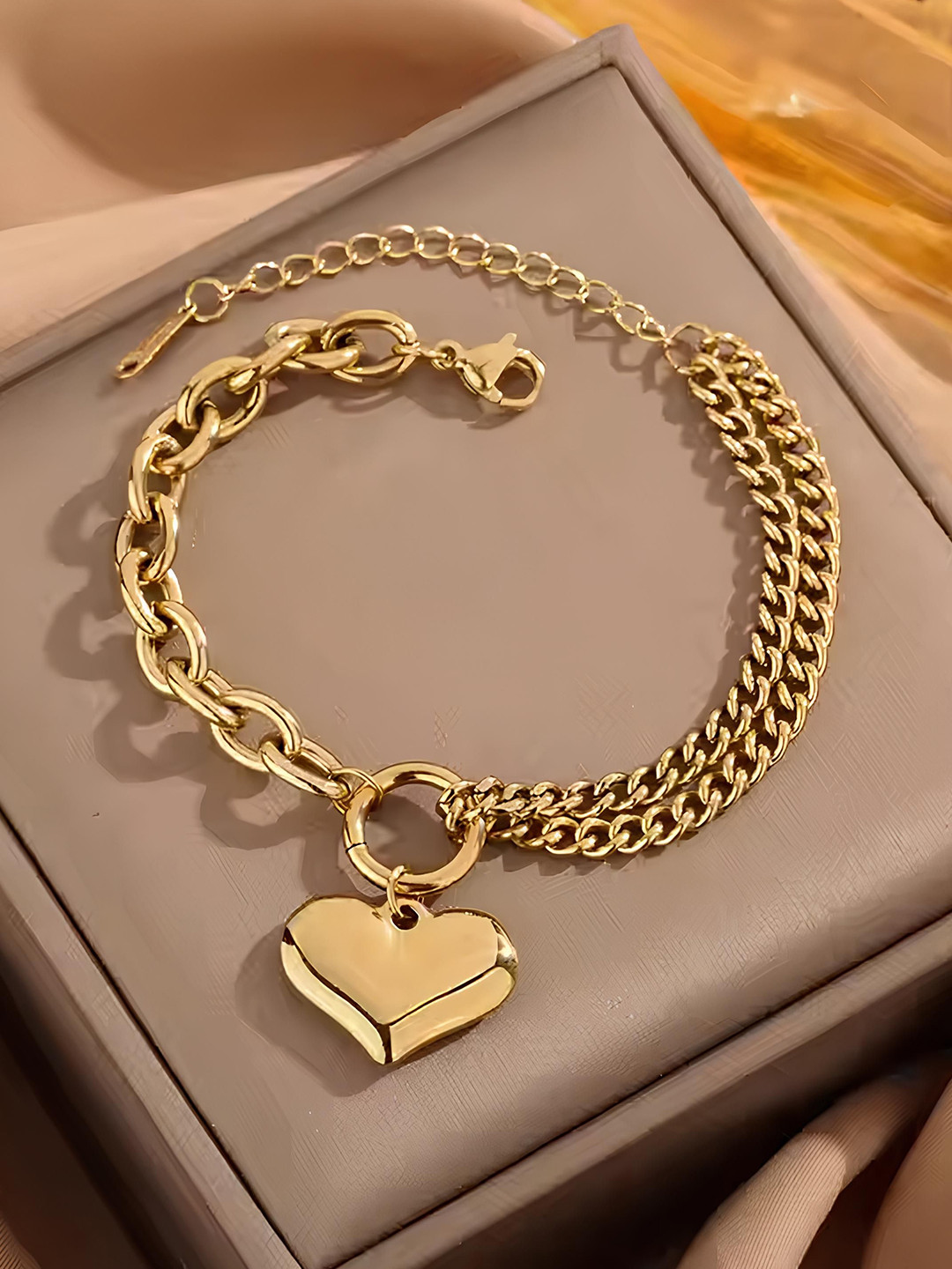 

KARISHMA KREATIONS Women Gold-Plated Link Bracelet