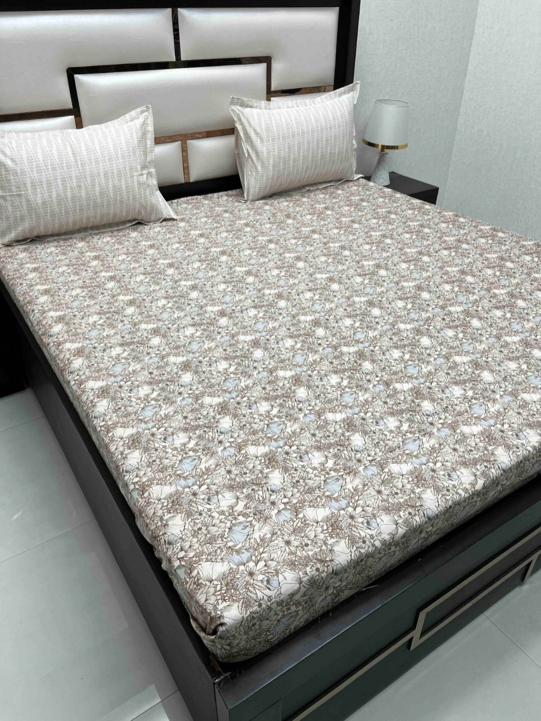 

Pure Decor Cotton King Size Double Bed Bedsheet With 2 Pillow Covers 2.74m X 2.74m, Brown