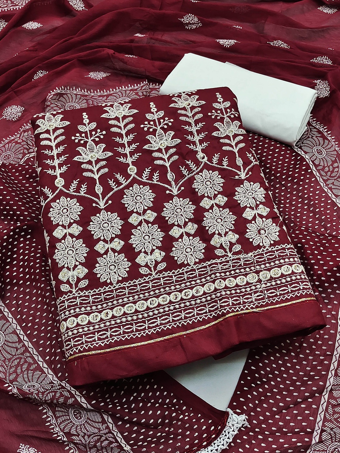 

Maroosh Embroidered Unstitched Dress Material, Maroon