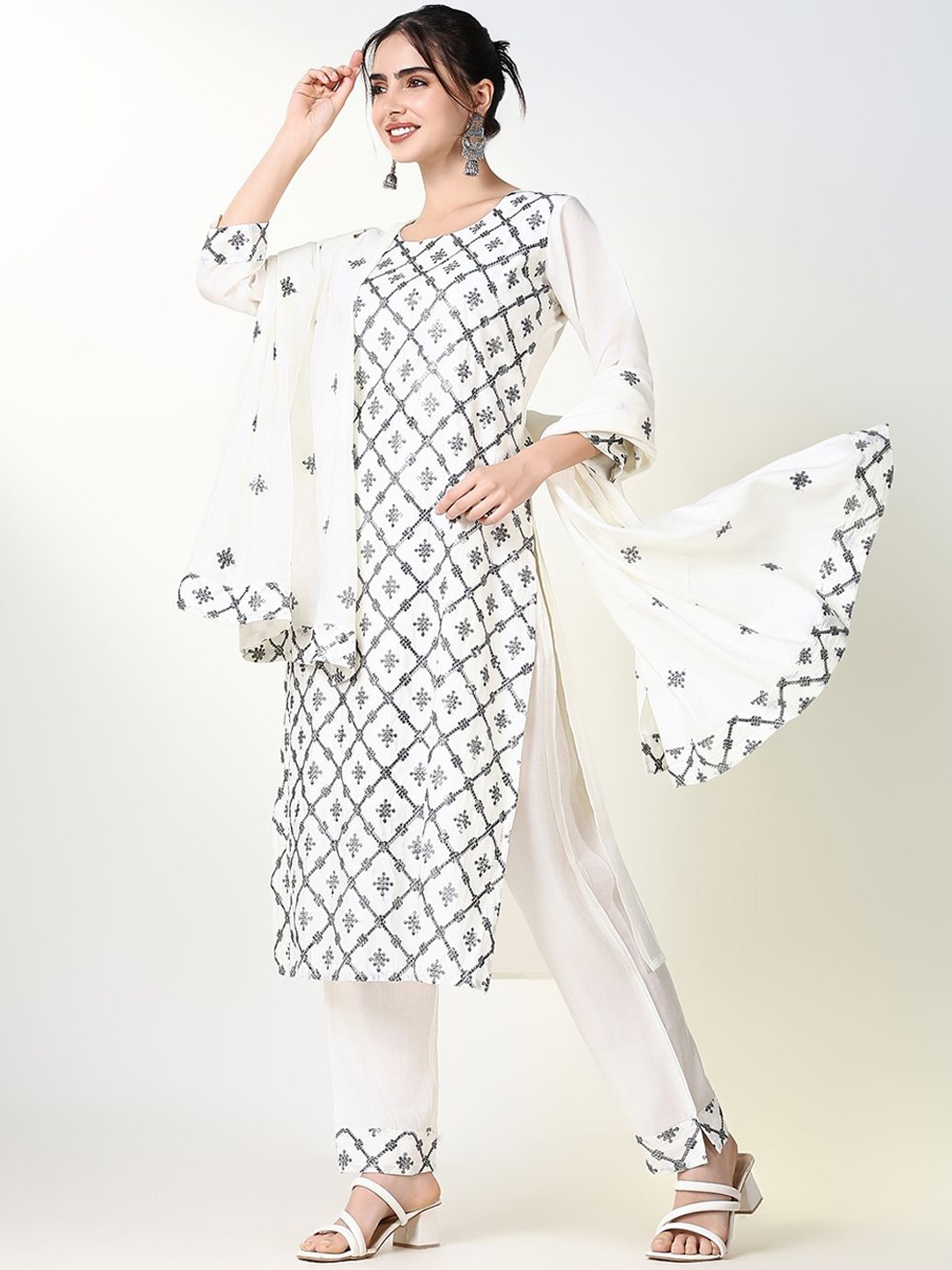 

SHOWOFF Women Embroidered Regular Sequinned Kurta with Trousers & With Dupatta, White