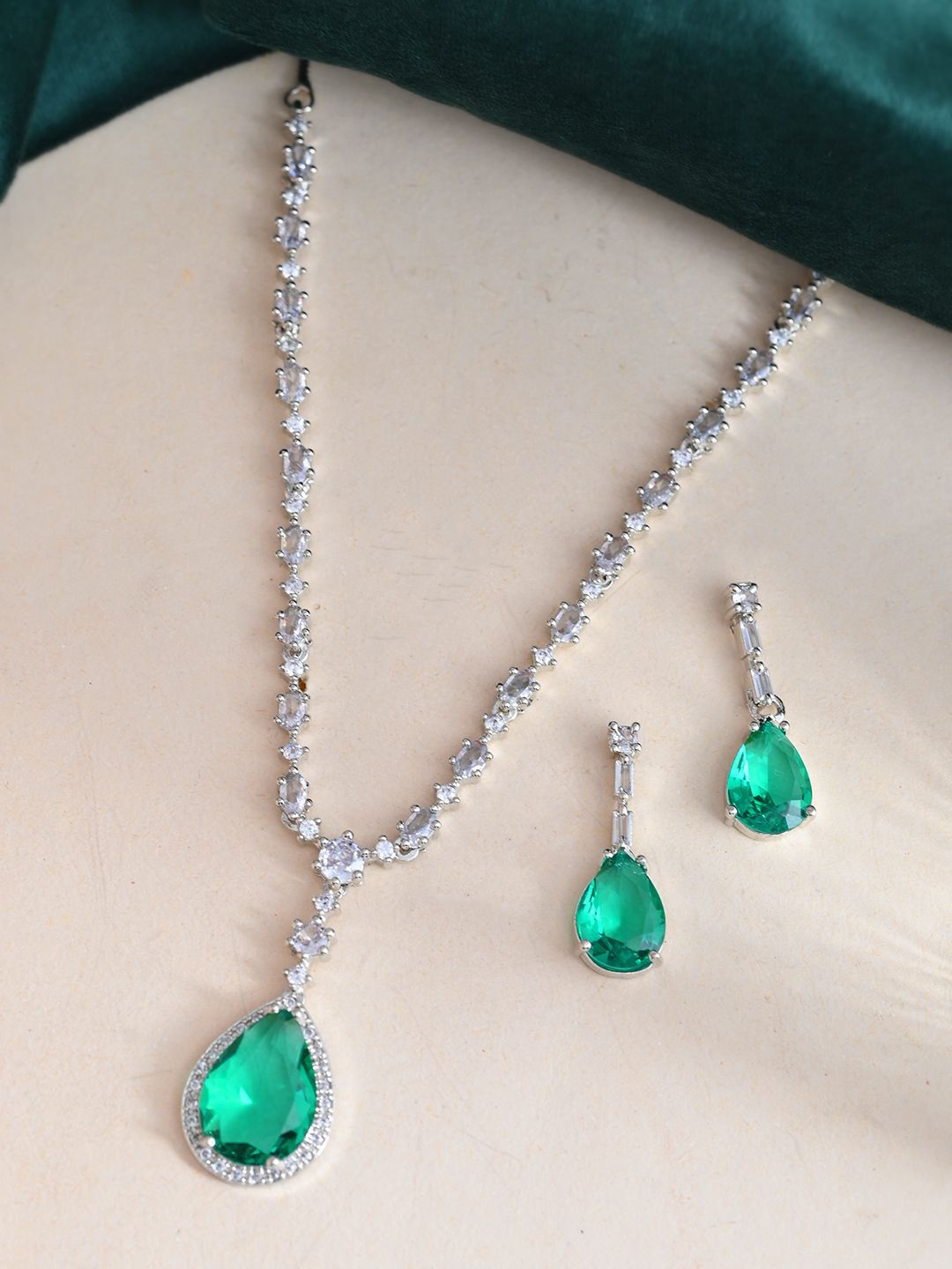 

Silvermerc Designs Silver-Plated American Diamond-Studded Jewellery Set