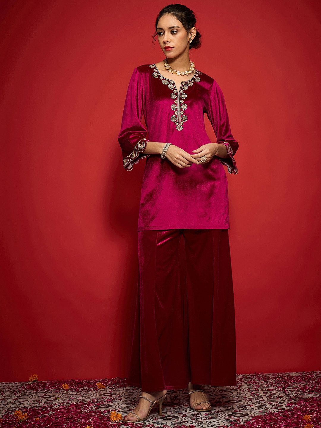 

Shae by SASSAFRAS Women Embroidered Regular Velvet Kurta with Palazzos, Pink