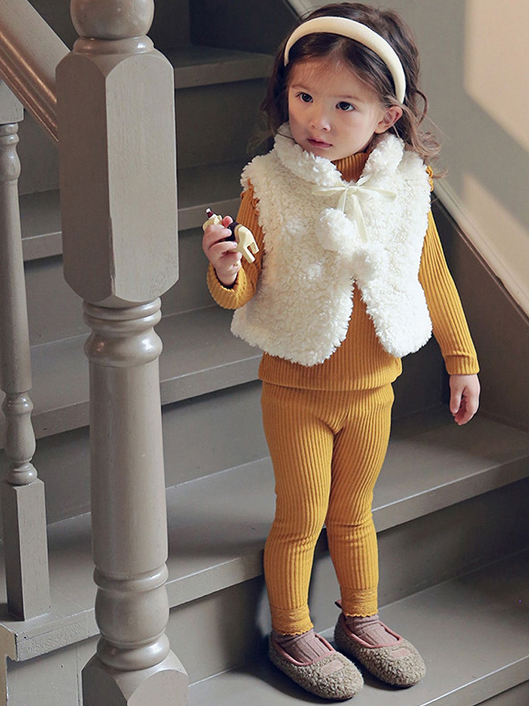 

LULU & SKY Girls Knitted Ankle-Length Leggings, Yellow