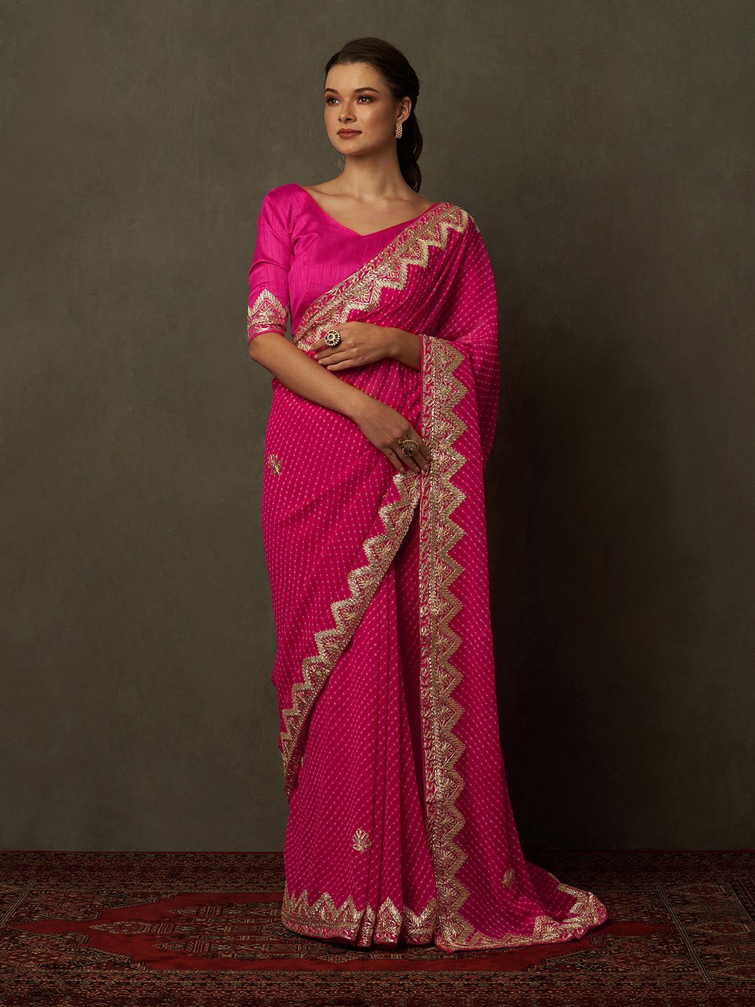 

Saree mall Bandhani Gotta Patti Poly Georgette Bandhani Sarees, Pink