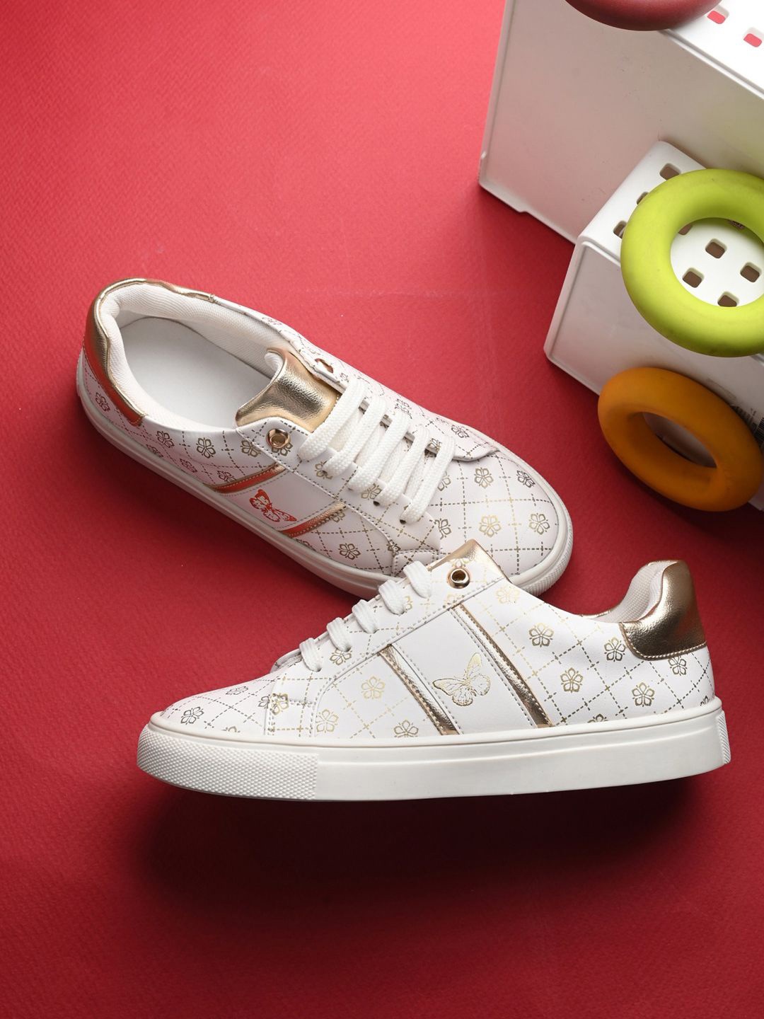 

DressBerry Women Sneakers, White