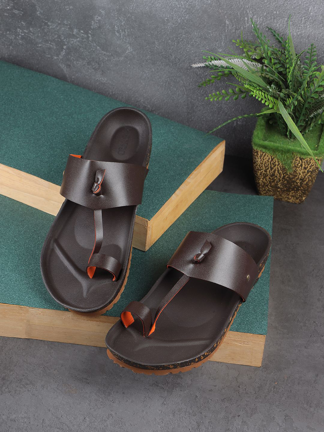 

Metro Men Leather Comfort Sandals, Brown