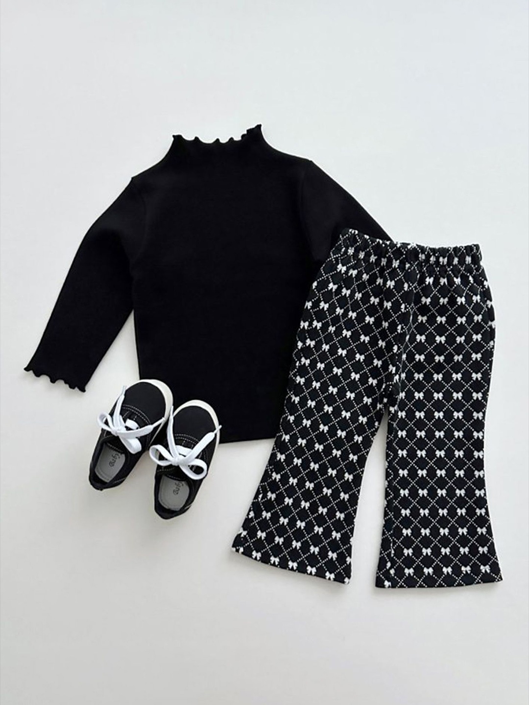 

LULU & SKY Polka Dot Print Top, Black