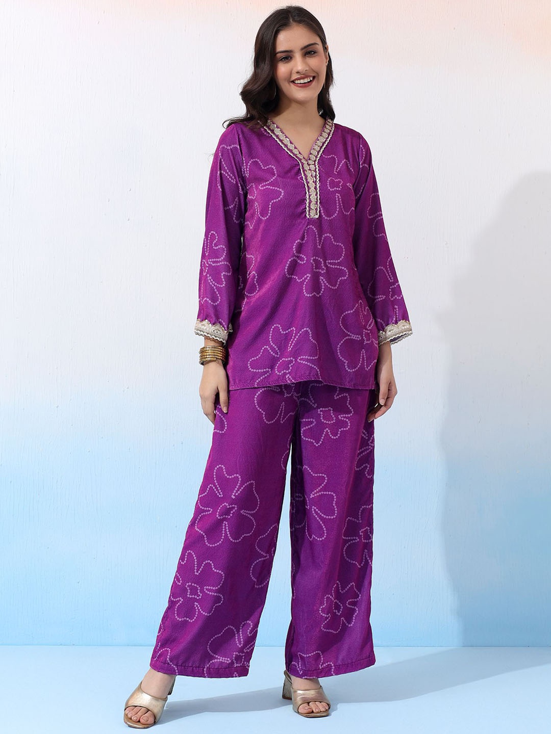 

Bani Winter V-Neck Printed Velvet Top With Palazzo, Purple