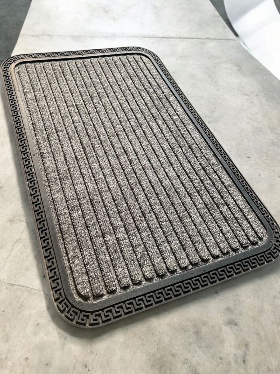 

Gallery99 Grey Anti Slip Super Soft Absorbent Doormats