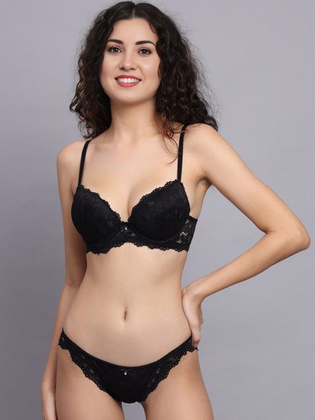 

SGC SWEDEN Lightly-Padded Lingerie Set Black_Karishma_30