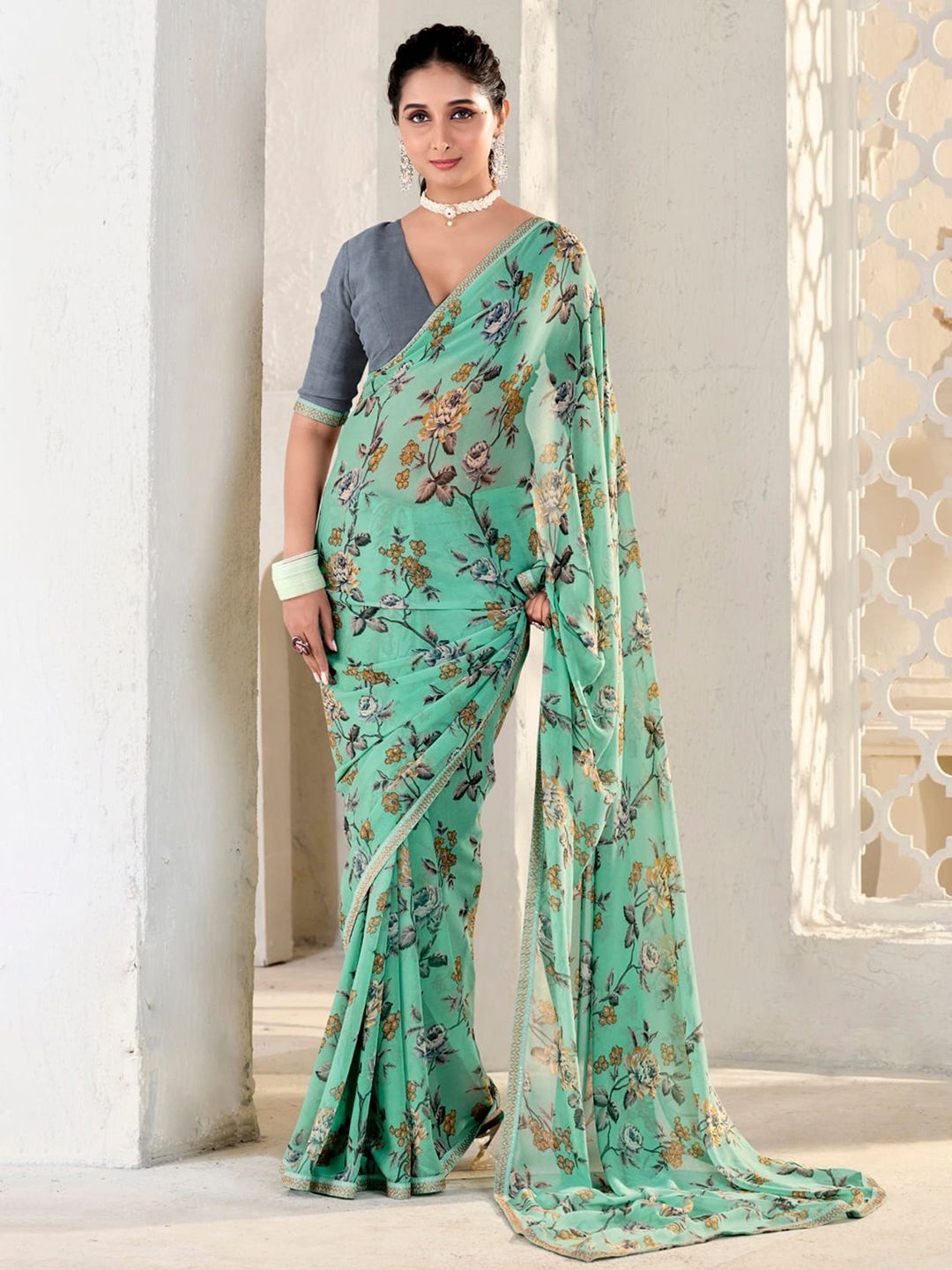 

Mitera Floral Pure Georgette Saree, Green
