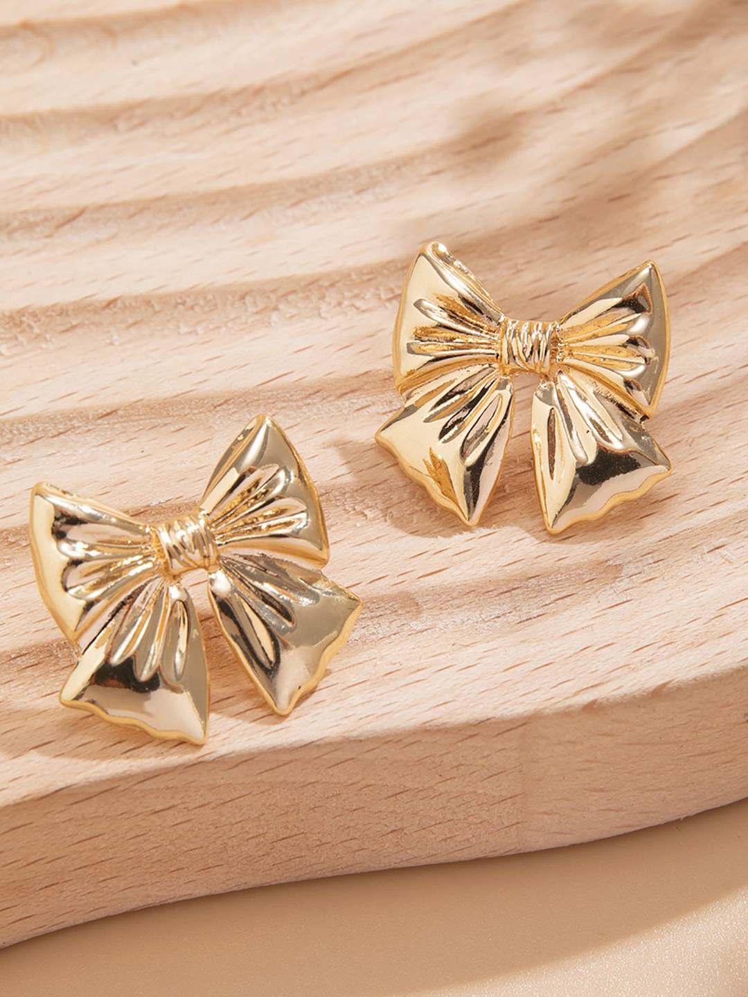 

StyleCast x Revolte Classic Studs Earrings, Gold