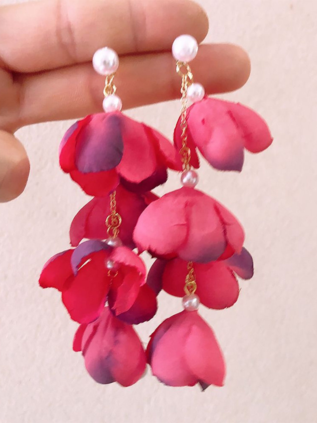 

StyleCast x Revolte Floral Drop Earrings, Pink