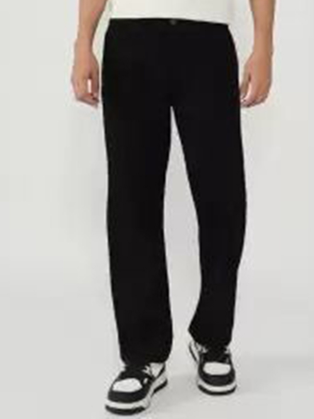 

LINARIA Men Slash Knee Jeans, Black