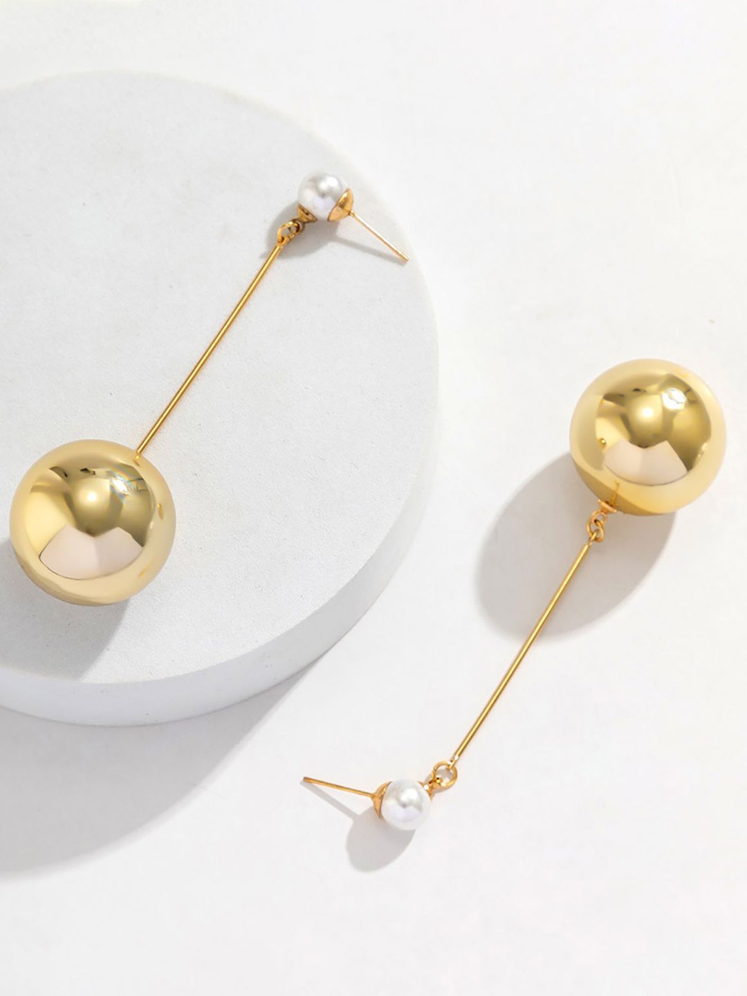 

StyleCast x Revolte Classic Drop Earrings, Gold