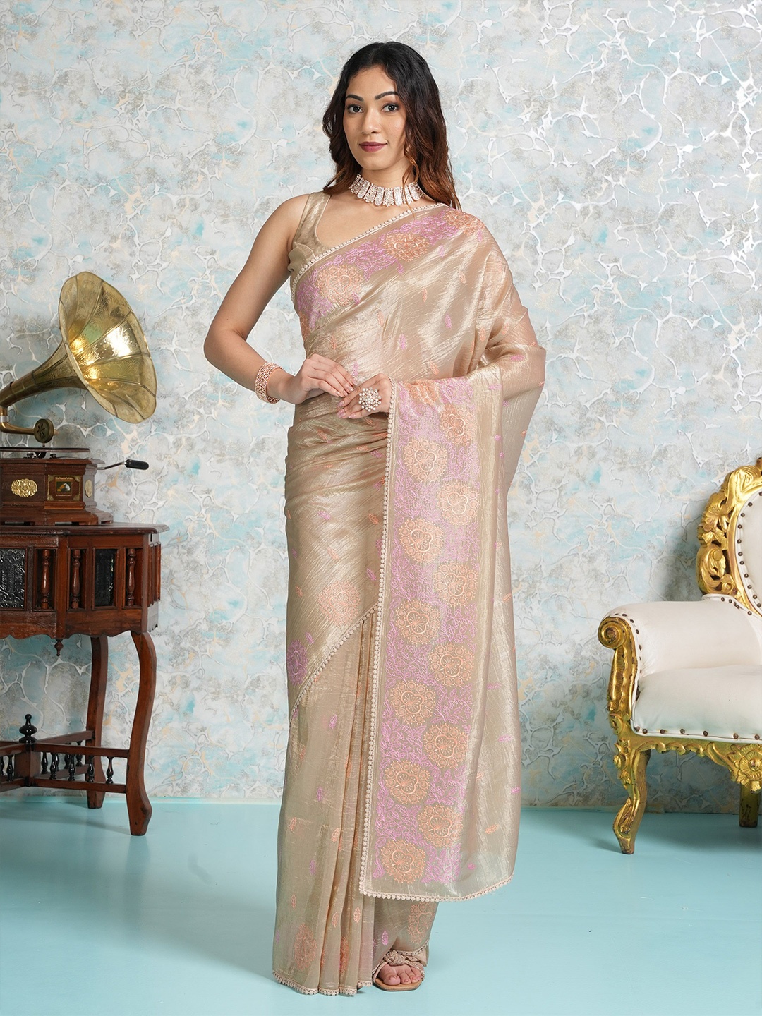 

MIMOSA Floral Embroidered Banarasi Saree, Peach