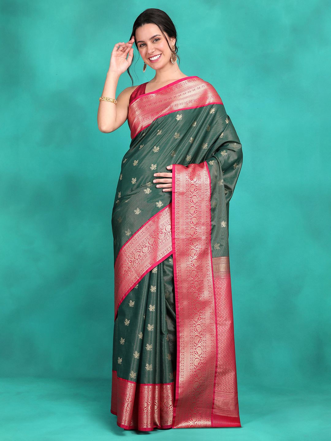 

Sangria Woven Design Saree With Blouse, Green