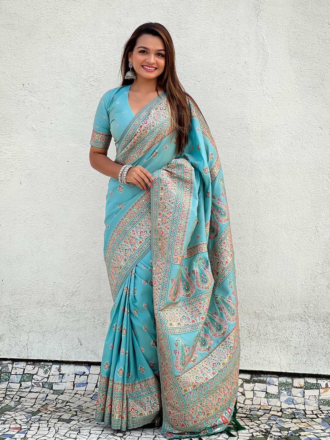 

LeeliPeeri Designer Ethnic Motifs Zari Silk Blend Paithani Saree, Blue