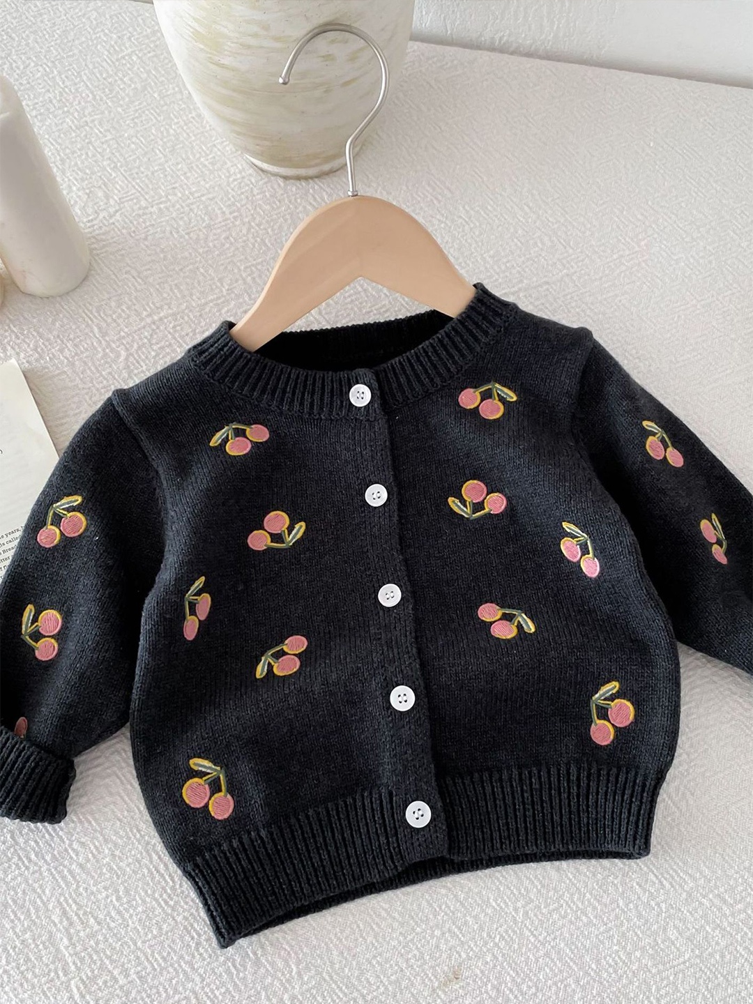 

LULU & SKY Girls Quirky Printed Cardigan, Grey
