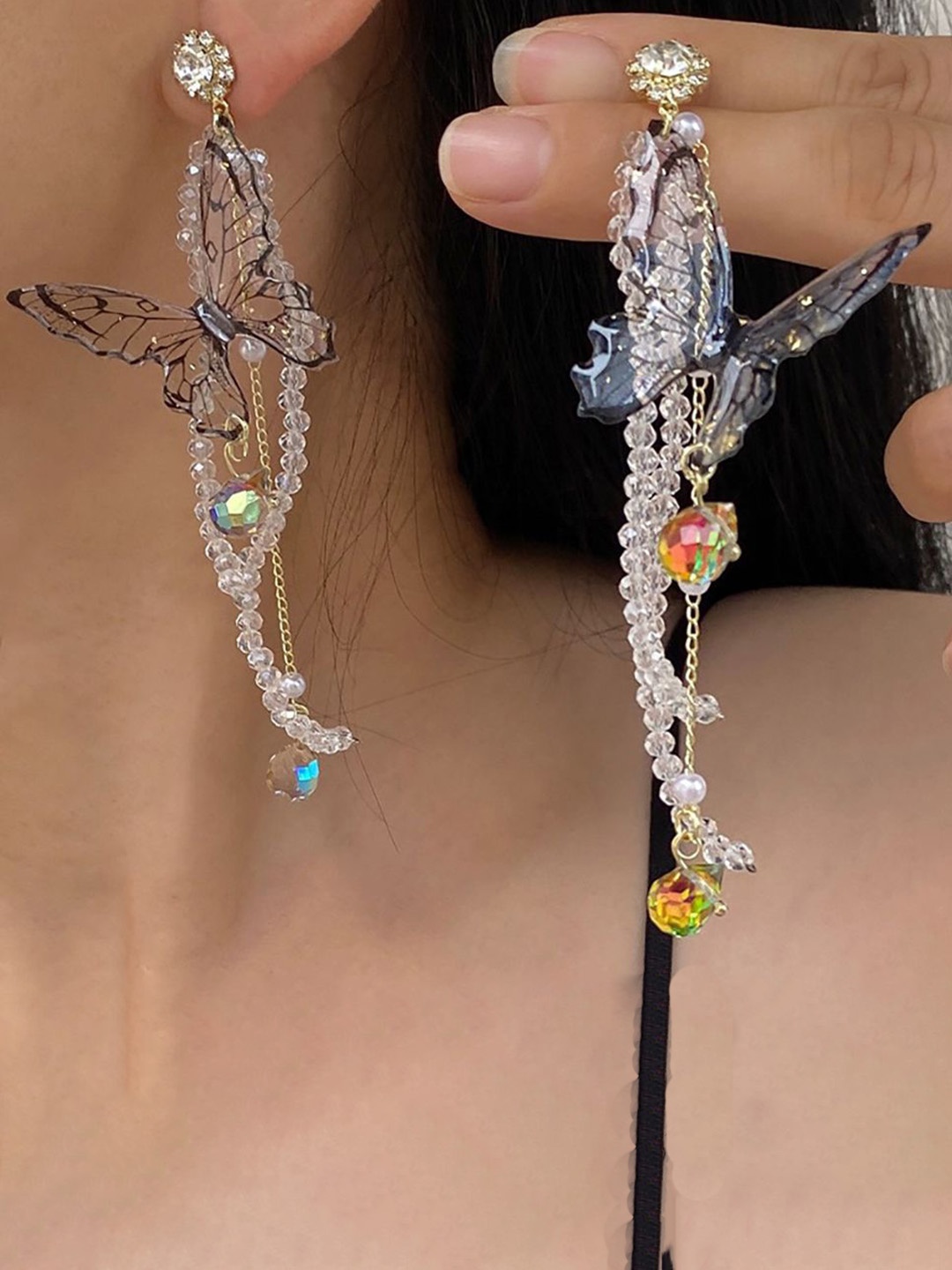 

StyleCast x Revolte Animal Shaped Drop Earrings, Black