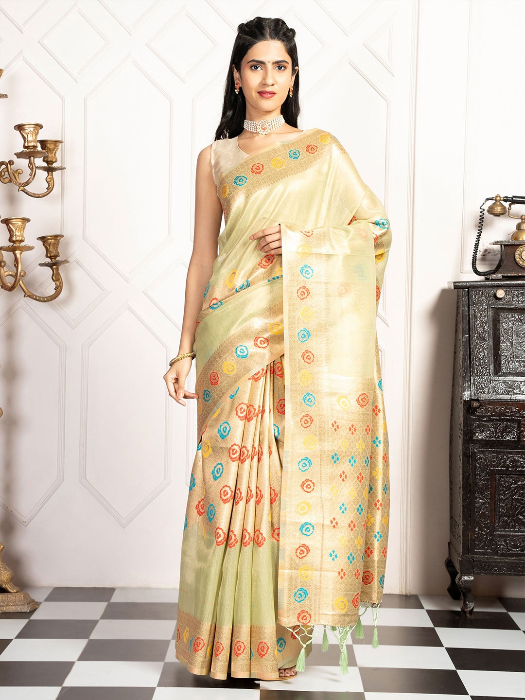 

MIMOSA Woven Design Zari Banarasi Saree, Green