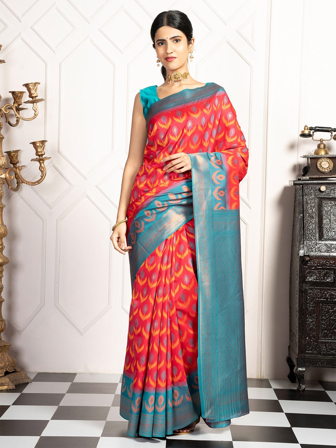 

MIMOSA Woven Design Zari Pochampally Saree, Red