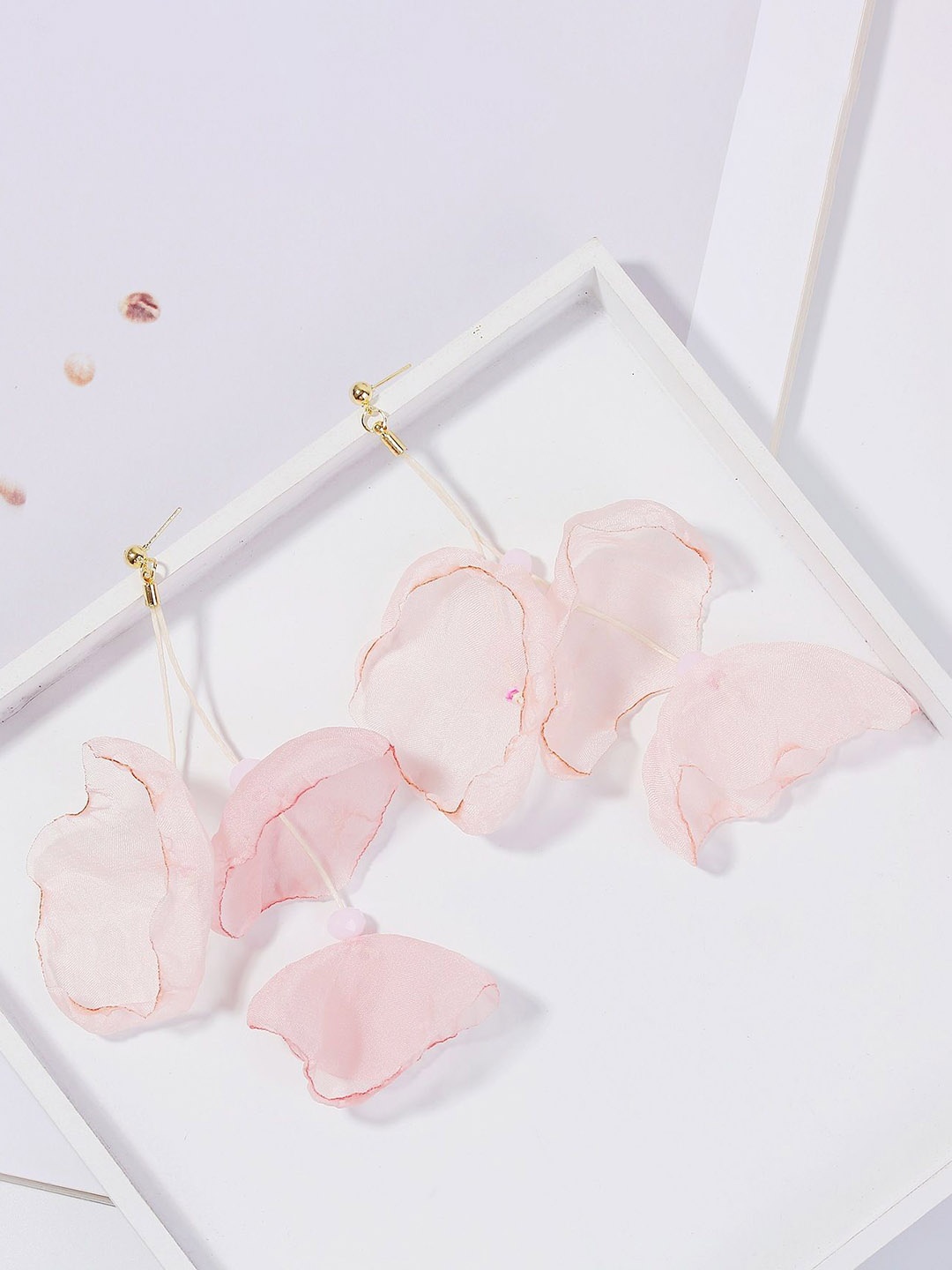 

StyleCast x Revolte Floral Drop Earrings, Pink