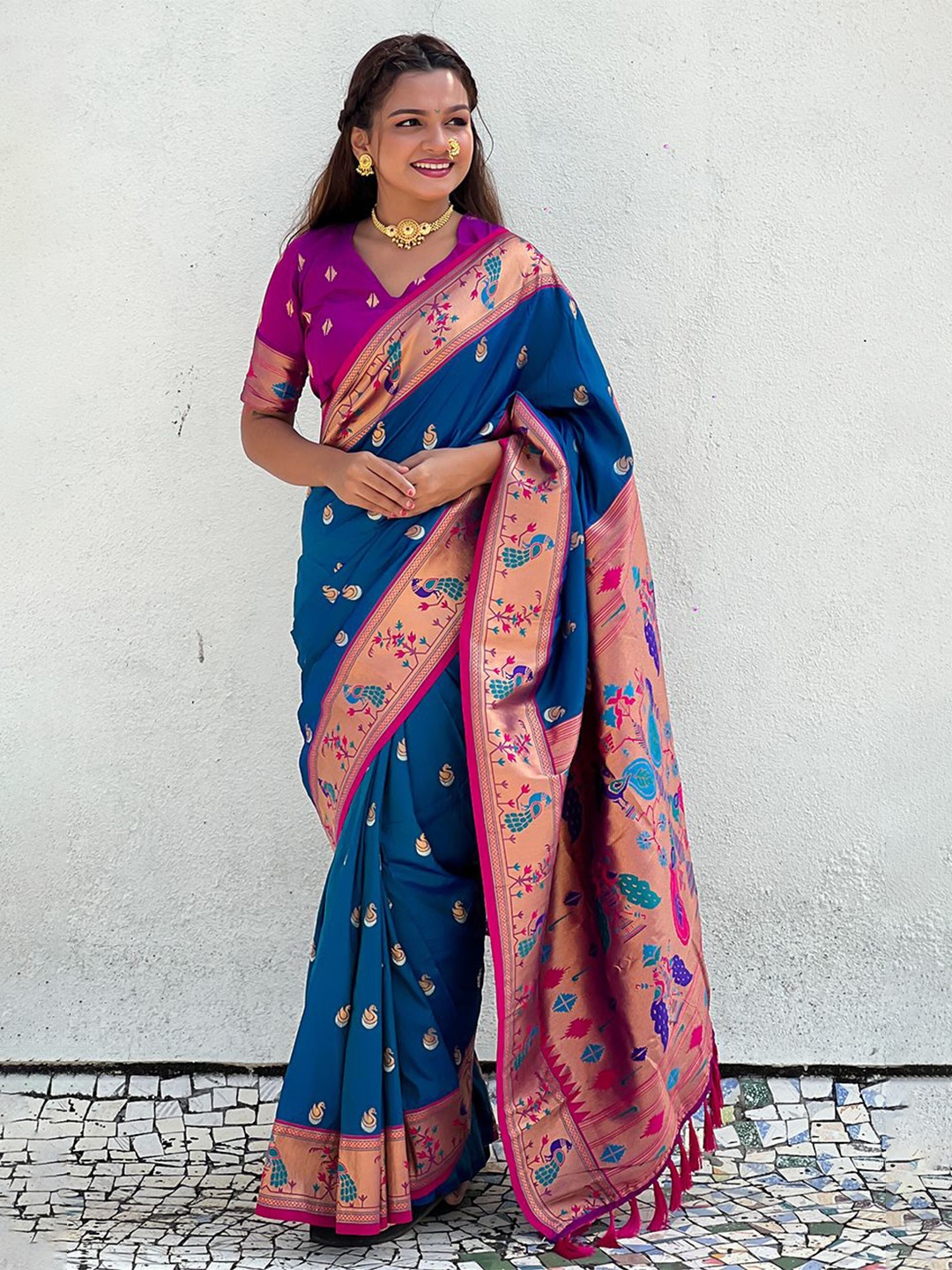 

LeeliPeeri Designer Woven Design Zari Silk Blend Paithani Saree, Blue