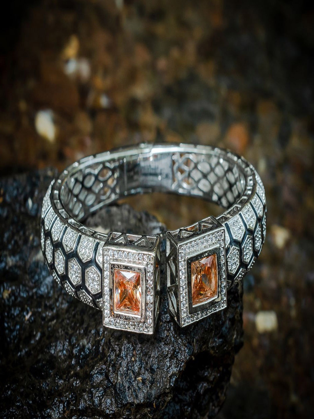 

vivinia BY VIDHI MEHRA Rhodium-Plated Zircon-Studded Kada Bangle, Silver
