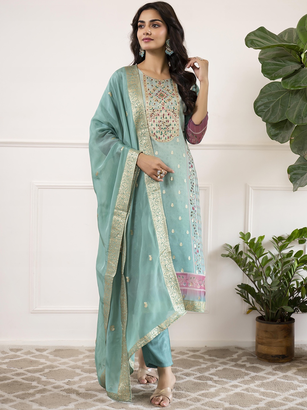

Anouk Women Ethnic Motifs Embroidered Regular Zardozi Kurta with Trousers & With Dupatta, Blue