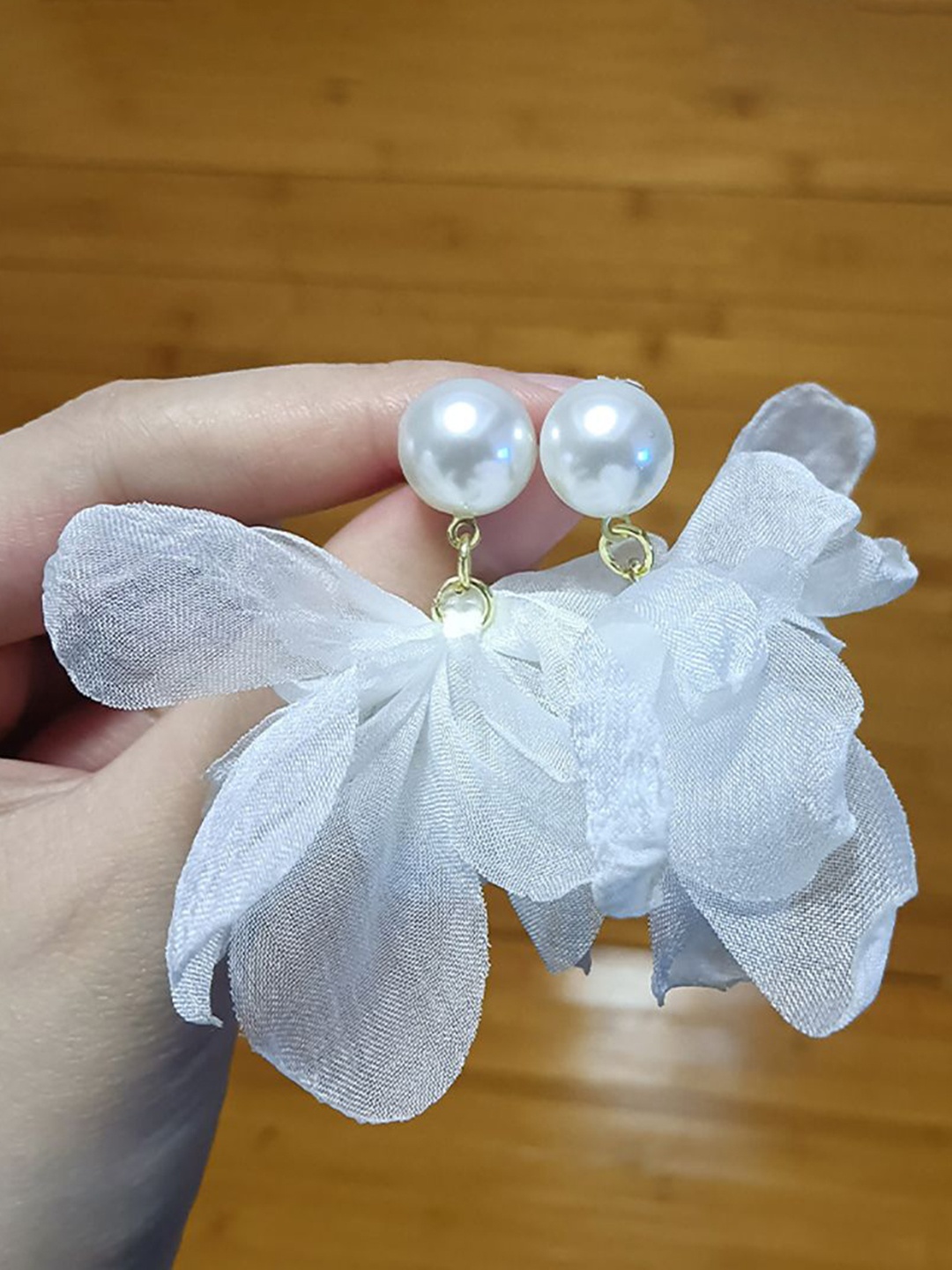 

StyleCast x Revolte Floral Drop Earrings, White