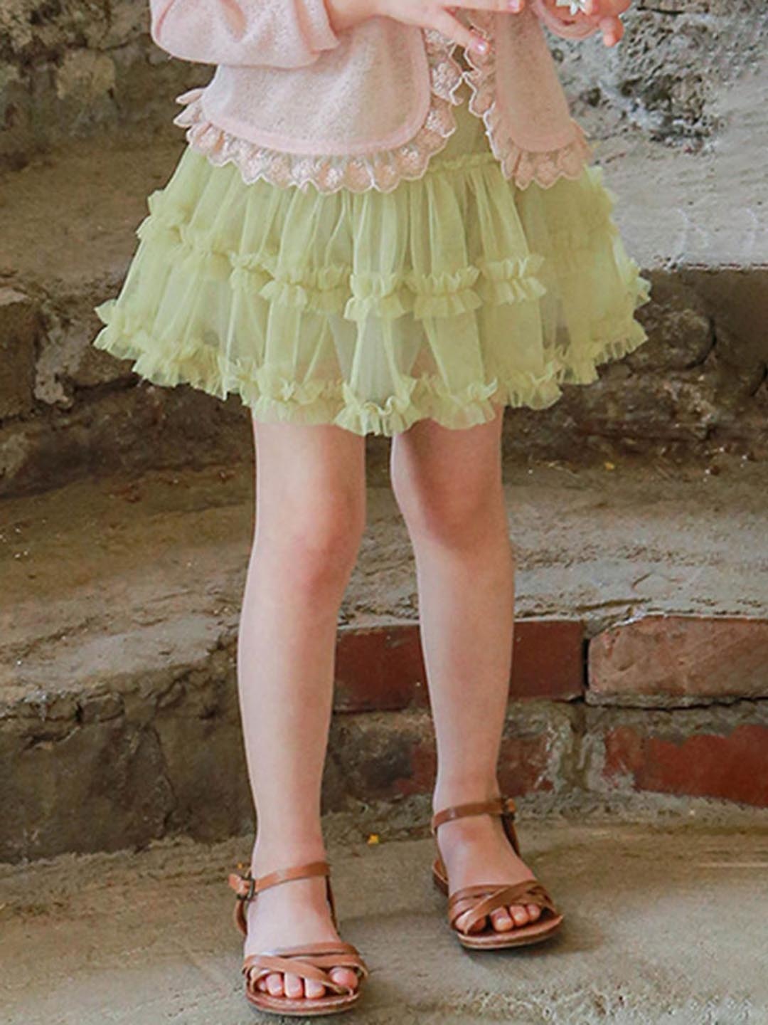 

LULU & SKY Girls Washed Shorts, Green