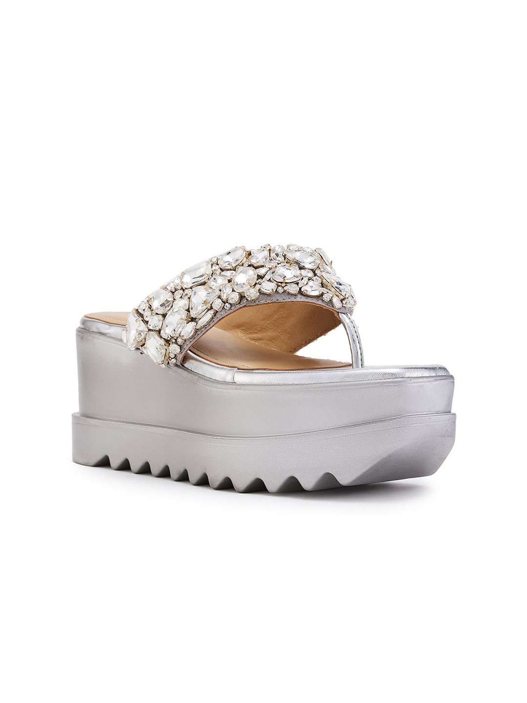 

Anaar Women Embellished Sandals, Silver