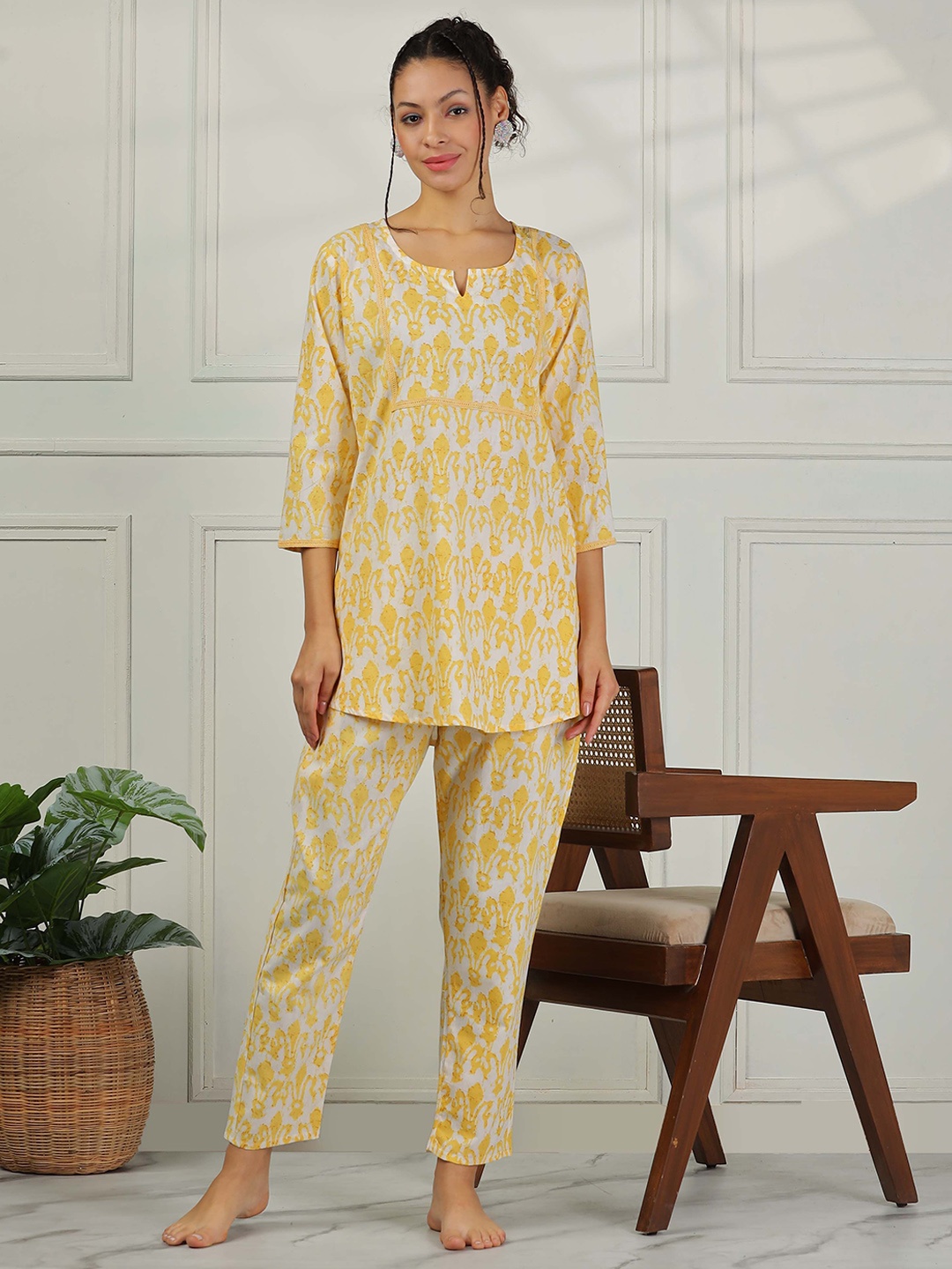 

9shines Label Printed Pure Cotton Night suit, Yellow
