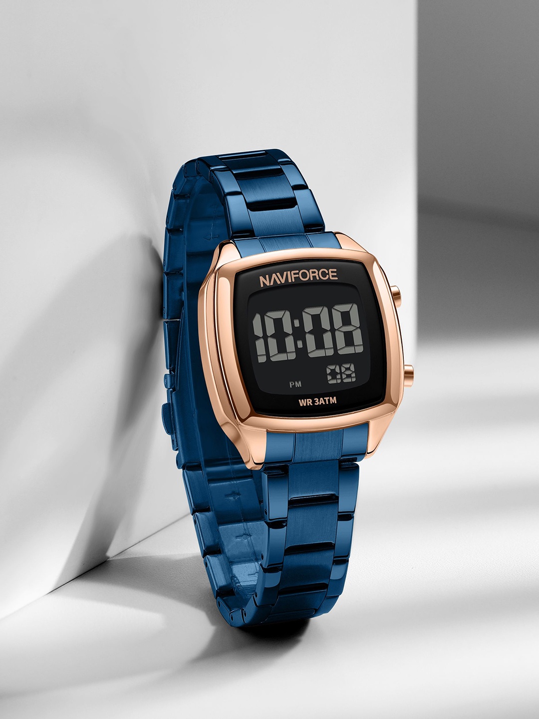 

Naviforce Women Dial & Stainless Steel Straps Digital Watch NF5047_RG BE, Blue